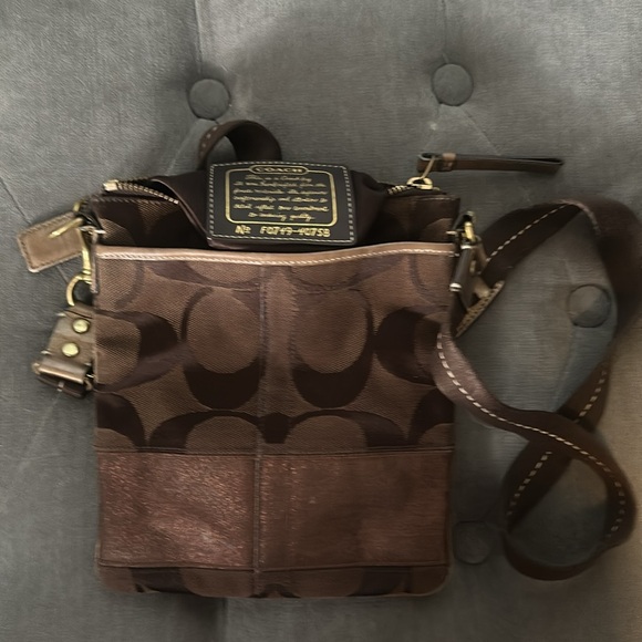 Coach crossbody bag - Picture 2 of 3